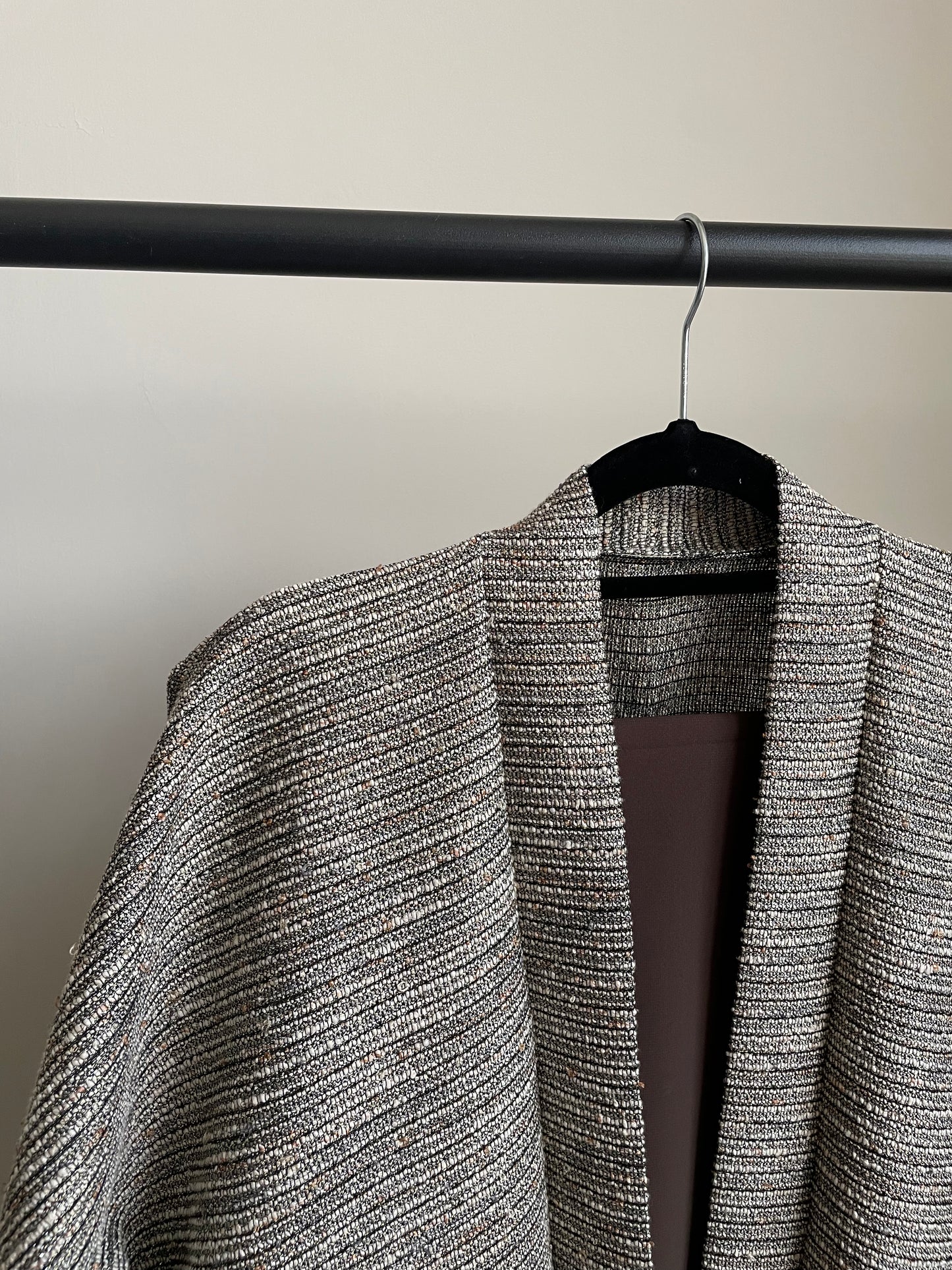 23 - Tweed - Light