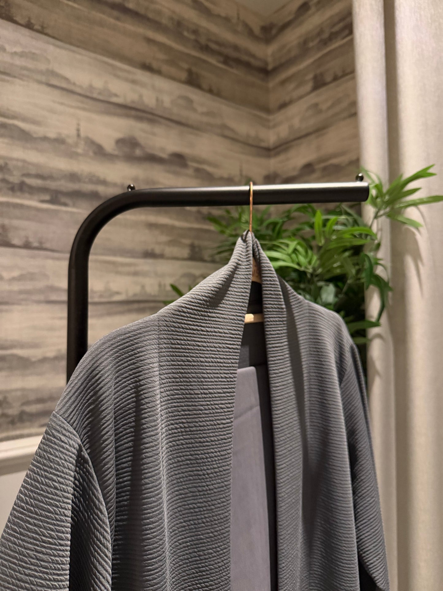 RTW - Daily - Grey