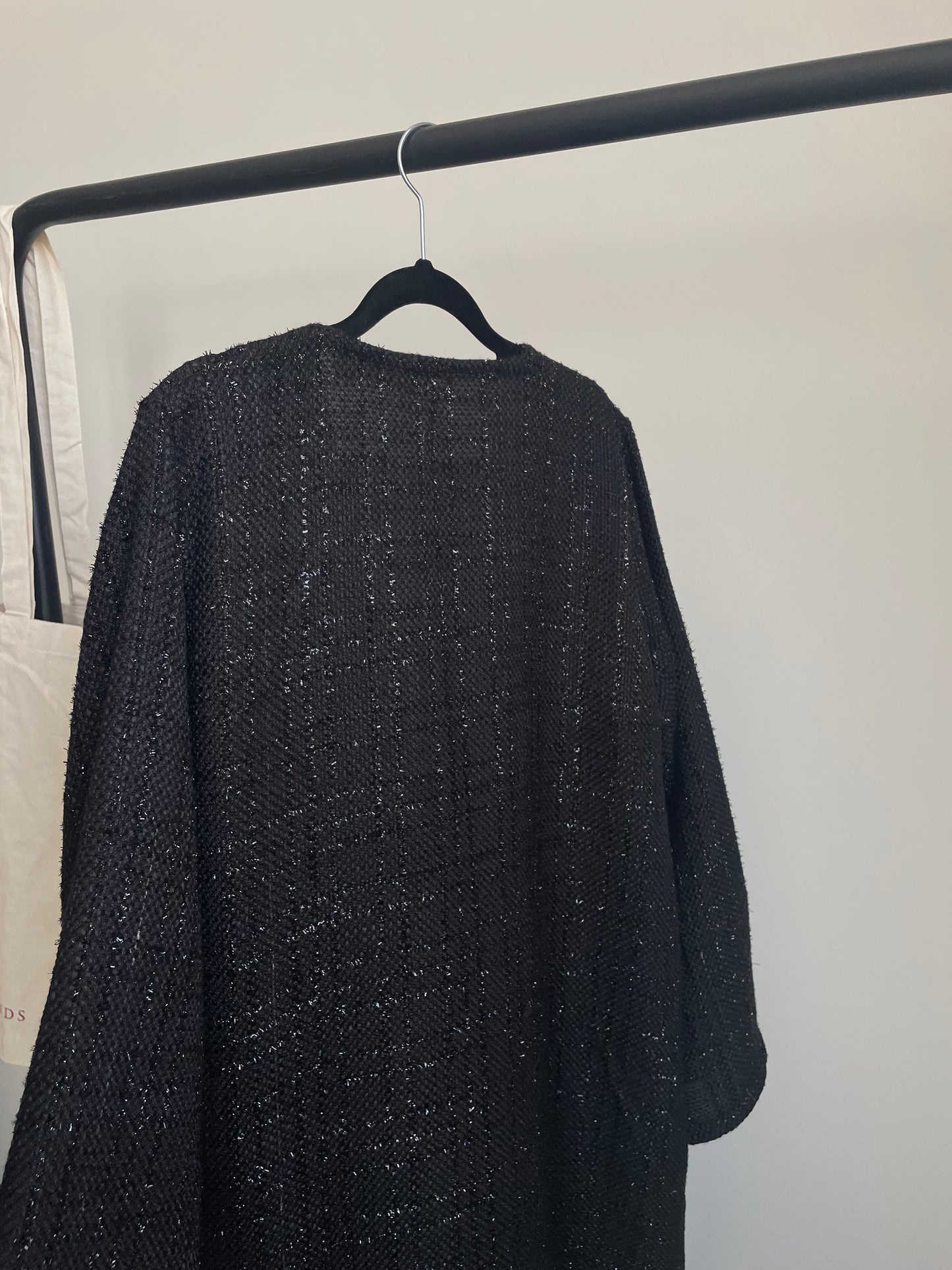 23 - Tweed - Black