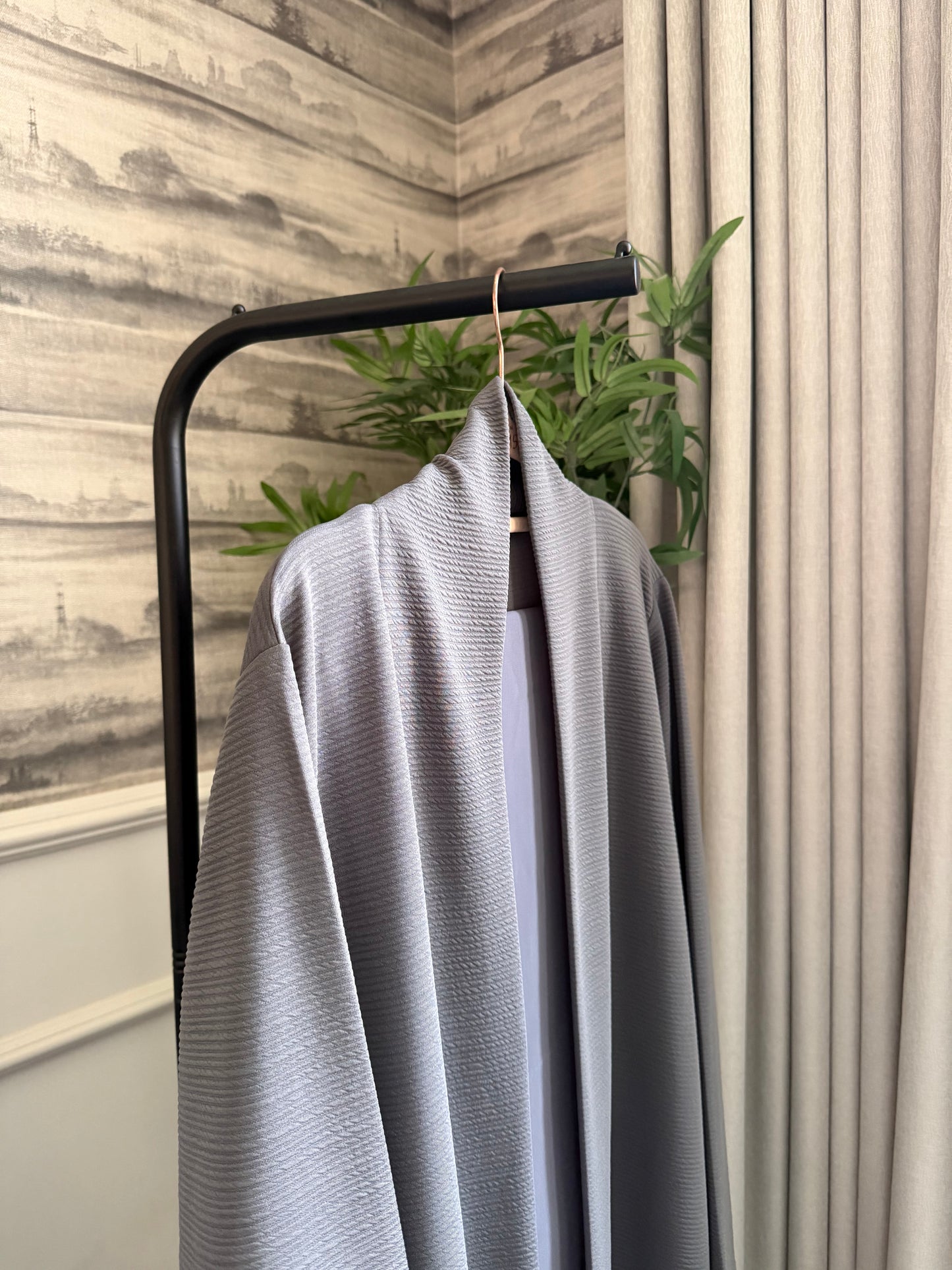 RTW - Daily - Grey