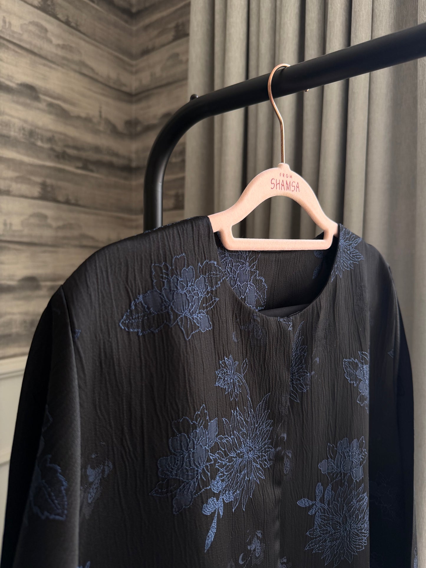 26 - D / Navy Blue