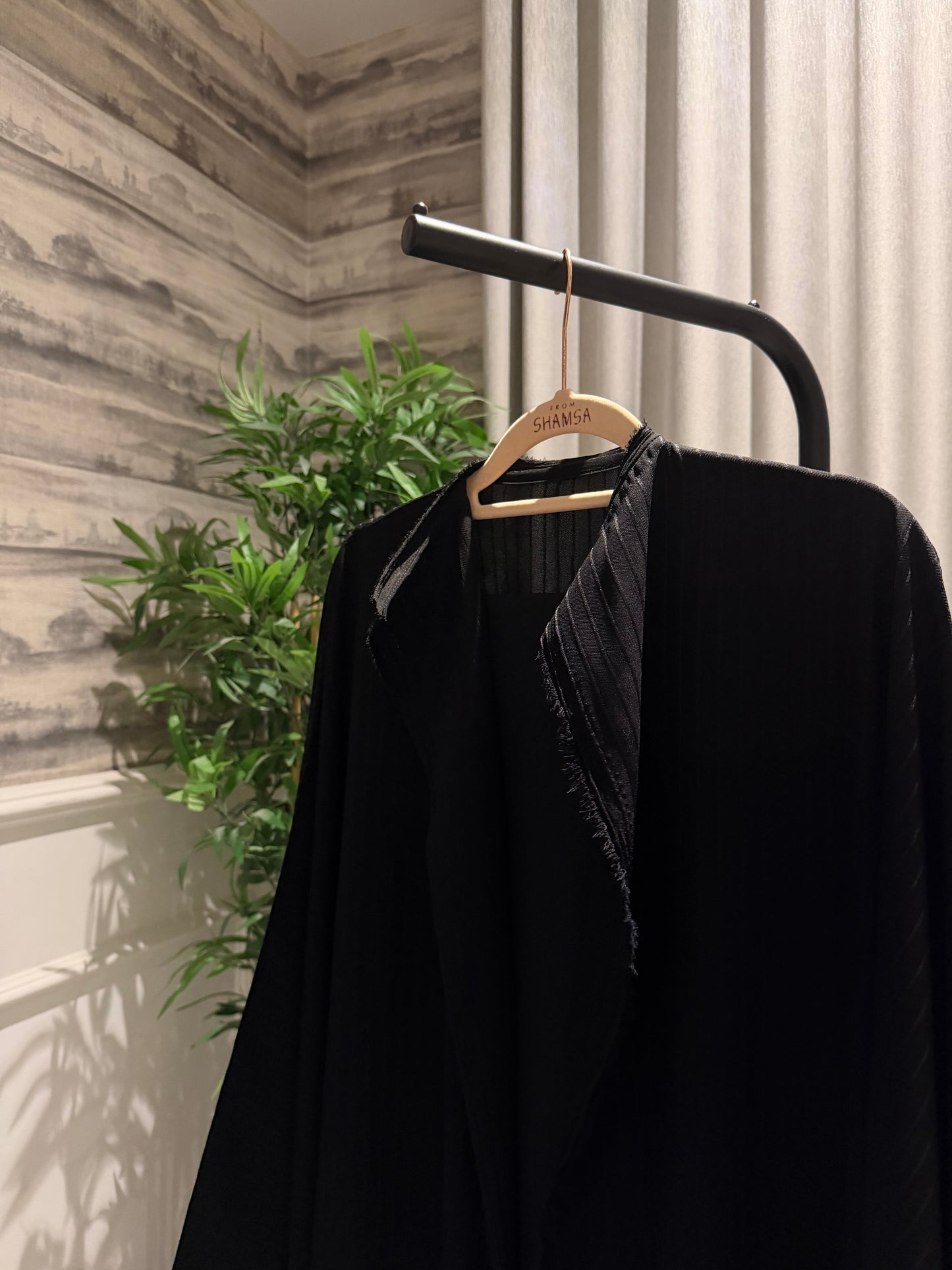 FW - Black