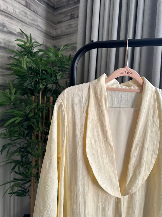 25 - Yasma / Butter Yellow