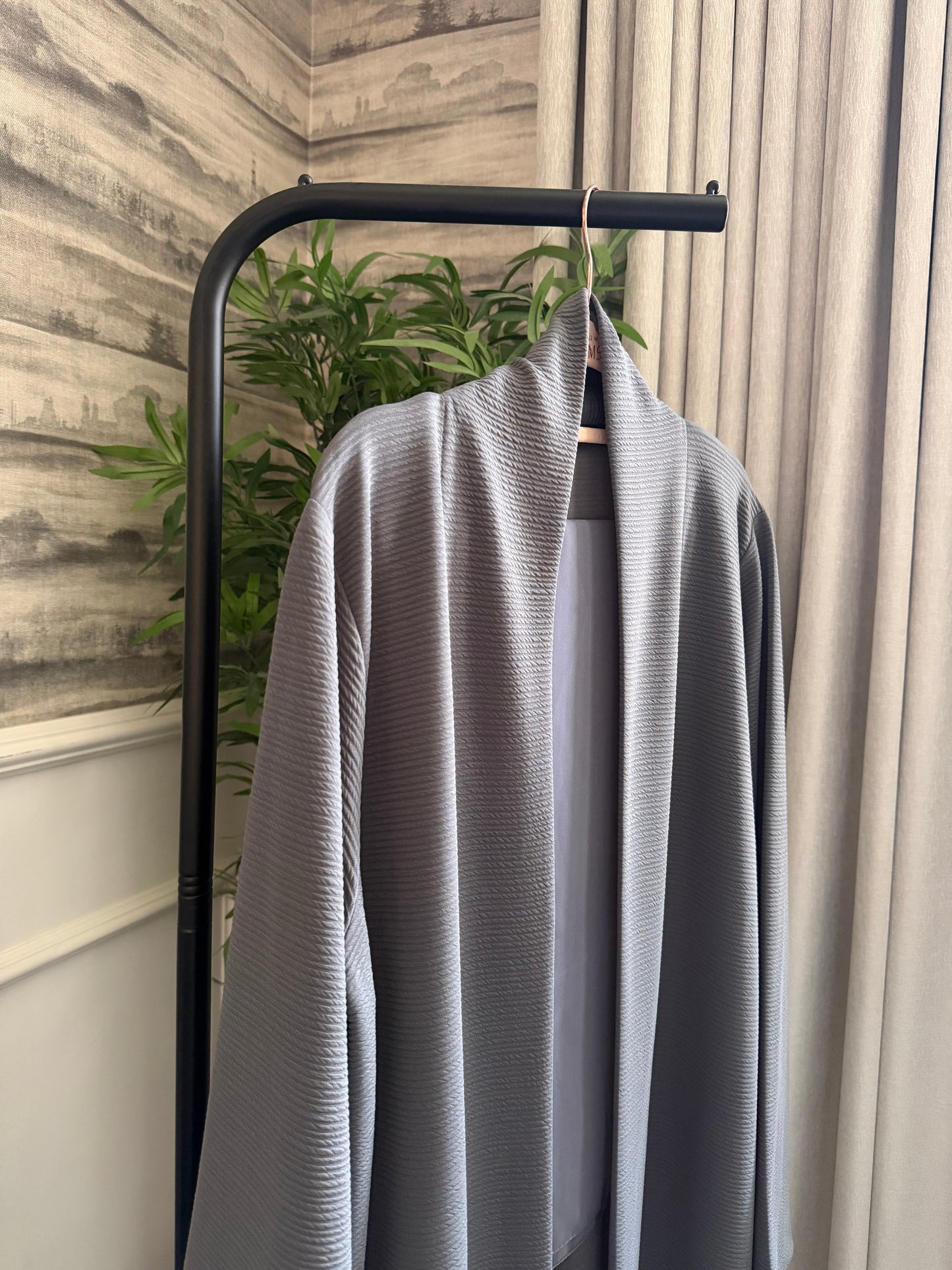 RTW - Daily - Grey