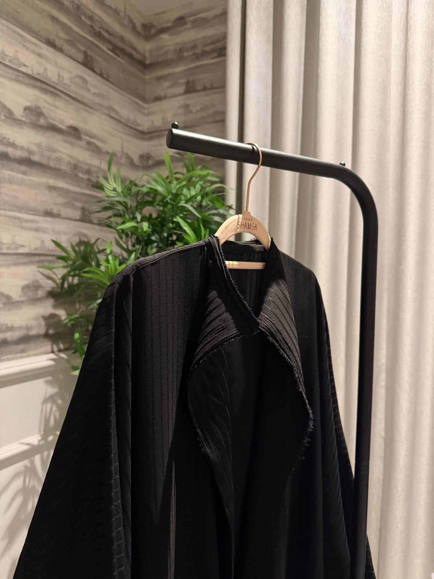 FW - Black